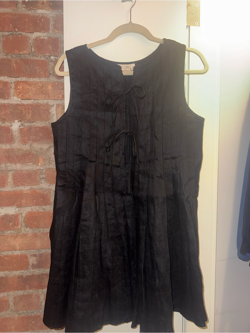 VRG GRL - Sleeveless Black Tie-Front Linen Blend Dress - Size M